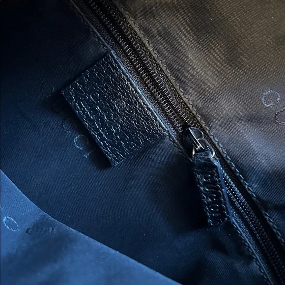 Gucci Jackie Piston Lock Black Shoulder Hand Bag - Picture 13 of 16